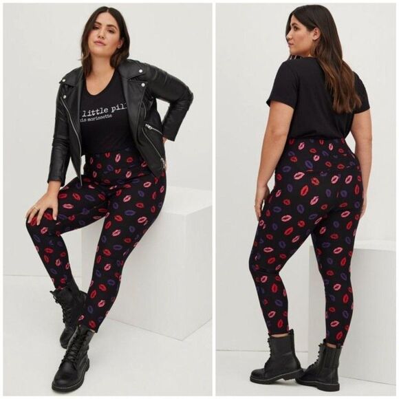 Torrid NWT Pocket Pixie Skinny Studio Luxe Ponte High-Rise Pants Plus Size 3X - Picture 1 of 10